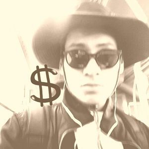 Meet your Posher, Alejandro